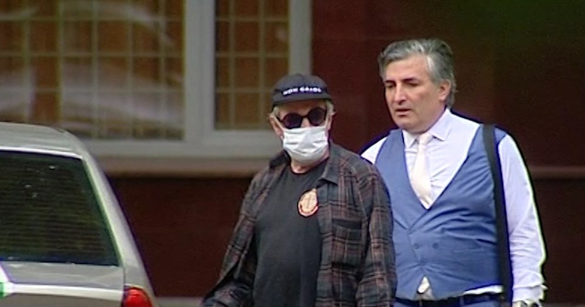 Почему Ефремов сел пьяным за руль: отвечает его адвокат